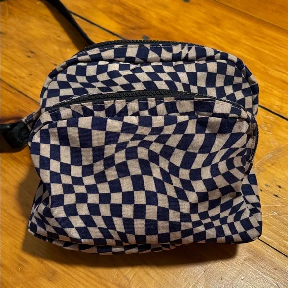 Baggu Trippy Checker Fanny Pack - Picture 3 of 8